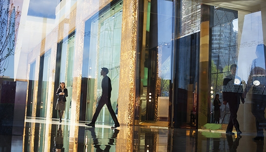 Senior advisers join AlixPartners and The Brattle Group in the US