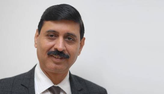 Arun Thukral joins Praxis as a leader in Financial Services arm