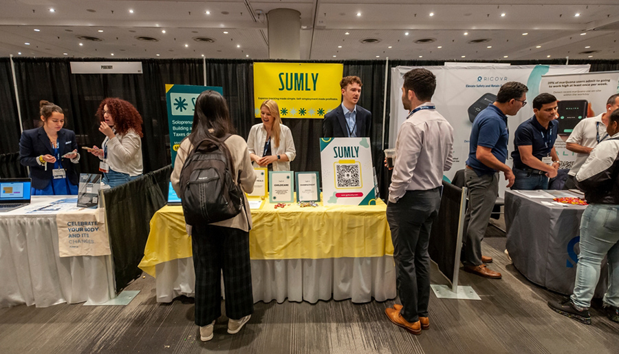 Young people still face unequal access to careers guidance and work experience